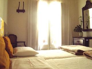 Vrabac Guesthouse Barcelona Ngoại thất bức ảnh
